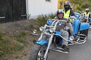Coole Bikes auf hei&szlig;em Asphalt