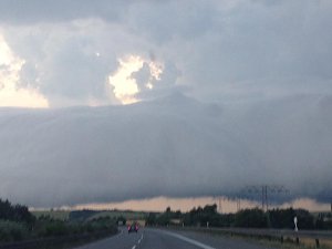 Unwetter &uuml;ber dem Landkreis