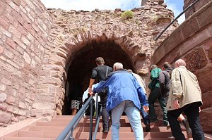 Schicker Eingangsbereich am Kyffh&auml;userdenkmal