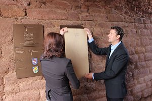 Schicker Eingangsbereich am Kyffh&auml;userdenkmal