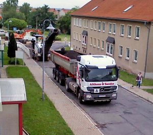 Stra&szlig;enbau in der Bleicher&ouml;der Naumannstra&szlig;e