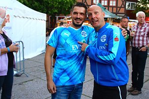 Auf der B&uuml;hne statt auf dem Rasen