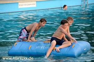Flutlichschwimmen