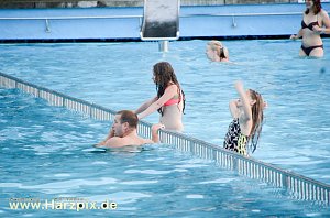 Flutlichschwimmen