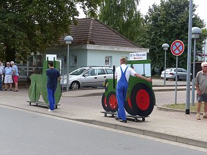 Mehr als 100 Jahren auf den R&auml;dern