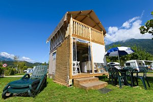 Glamping: Lodge am Camping Lago di Levico / Trentino