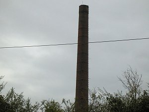 Unwirkliche Orte: Lokschuppen bei Bitterfeld