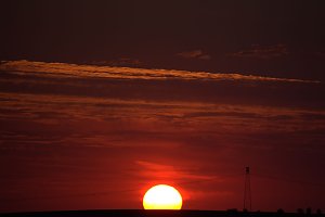 Stadt- und Sonnenansichten