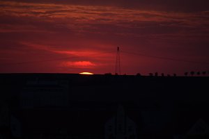 Stadt- und Sonnenansichten