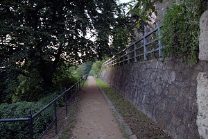Stadt- und Sonnenansichten