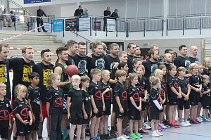 K&ouml;rbe werfen gegen Krebs - zweites Benefizspiel des Seamr&oacute;g BC
