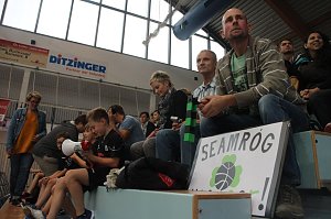 K&ouml;rbe werfen gegen Krebs - zweites Benefizspiel des Seamr&oacute;g BC