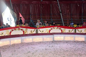 Mit Fl&uuml;chtlingskindern in den Zirkus