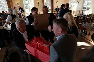 Festsaal ist er&ouml;ffnet