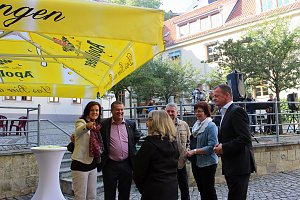 Landratsamt stand offen