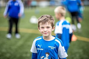 Fu&szlig;ball-Ferien-Camp im AKS
