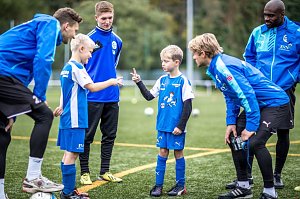 Fu&szlig;ball-Ferien-Camp im AKS