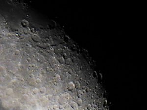 Ganz nah dran am Mond - geht auch vom Boden aus