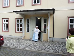 Kost&uuml;mf&uuml;hrung durch Sondershausen