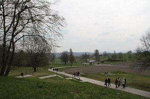 Gedenkveranstaltung zum 71. Jahrestag der Befreiung des KZ Mittelbau-Dora