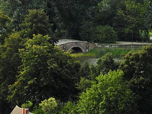Kirche im W&ouml;rlitzer Park