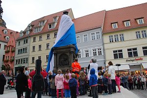 Stufe eins der Enth&uuml;llung.