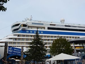 AIDAluna in Warnemünde