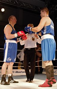 Furiose Boxnacht des NSV
