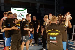 Furiose Boxnacht des NSV