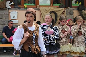 "Gro&szlig;e Schweinerei" vor der Kindervilla