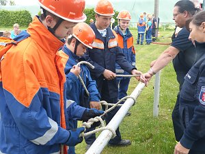 Hohnsteiner Jugendfeuerwehren im Pr&uuml;fungsstress