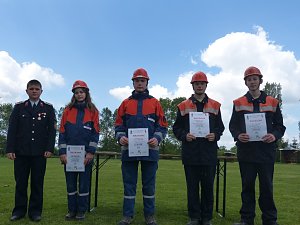 Hohnsteiner Jugendfeuerwehren im Pr&uuml;fungsstress