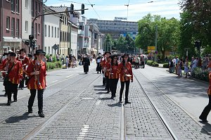 Festumzug zum 1090. Geburtstag der Rolandstadt