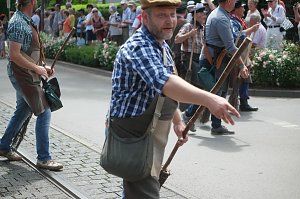 Festumzug zum 1090. Geburtstag der Rolandstadt