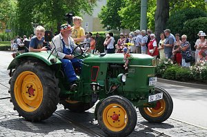 Festumzug zum 1090. Geburtstag der Rolandstadt