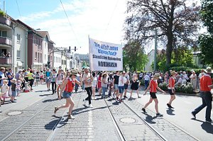 Festumzug zum 1090. Geburtstag der Rolandstadt