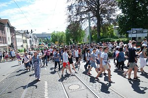 Festumzug zum 1090. Geburtstag der Rolandstadt