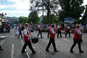 Festumzug zum 1090. Geburtstag der Rolandstadt