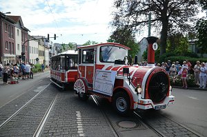 Festumzug zum 1090. Geburtstag der Rolandstadt