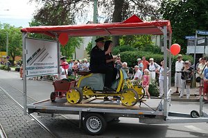 Festumzug zum 1090. Geburtstag der Rolandstadt