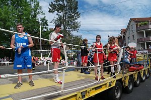 Festumzug zum 1090. Geburtstag der Rolandstadt