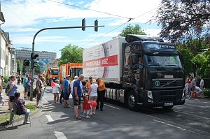 Festumzug zum 1090. Geburtstag der Rolandstadt