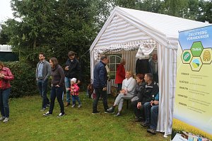 Erster Nordth&uuml;ringer Bienenlehrpfad er&ouml;ffnet