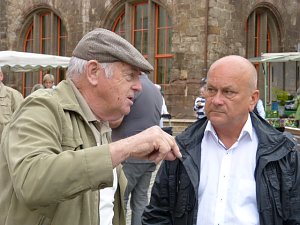 Wahlkampf zwischen Obst und Gem&uuml;se