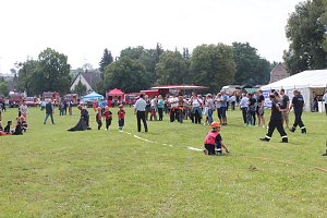 Vereine feiern mit den Kameraden der FFW