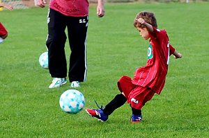 Erstes Spiel, erstes Tor - Salzas kleinste Kicker starteten in ihr Fu&szlig;ball-Leben
