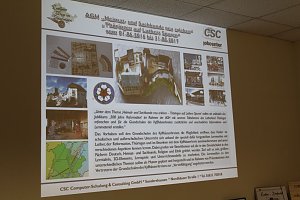 Informations- und Lernmaterial &uuml;bergeben