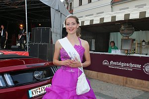 Weinprinzessin Shantel I. gekr&ouml;nt