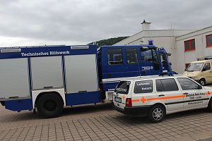 Am Gel&auml;nde des Eisenbahnvereines in der Erfurter Stra&szlig;e / Am Petersenschacht fand am sp&auml;ten Nachmittag eine Rettungsgro&szlig;&uuml;bung statt (<b>Update</b>)...  Die diesj&auml;hrigen Gro&szlig;&uuml;bung fand in der N&auml;he des Hauptbahnhofs in Sondershausen statt. Alle drei Jahr steht so eine Gro&szlig;&uuml;bung auf dem Plan. Waren es beim beim letzten Mal 30 Verletzte in einem Eisenbahnwaggon, waren dieses dieses Mal "nur" acht verl