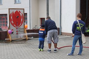 Feuerwehr buntem Programm